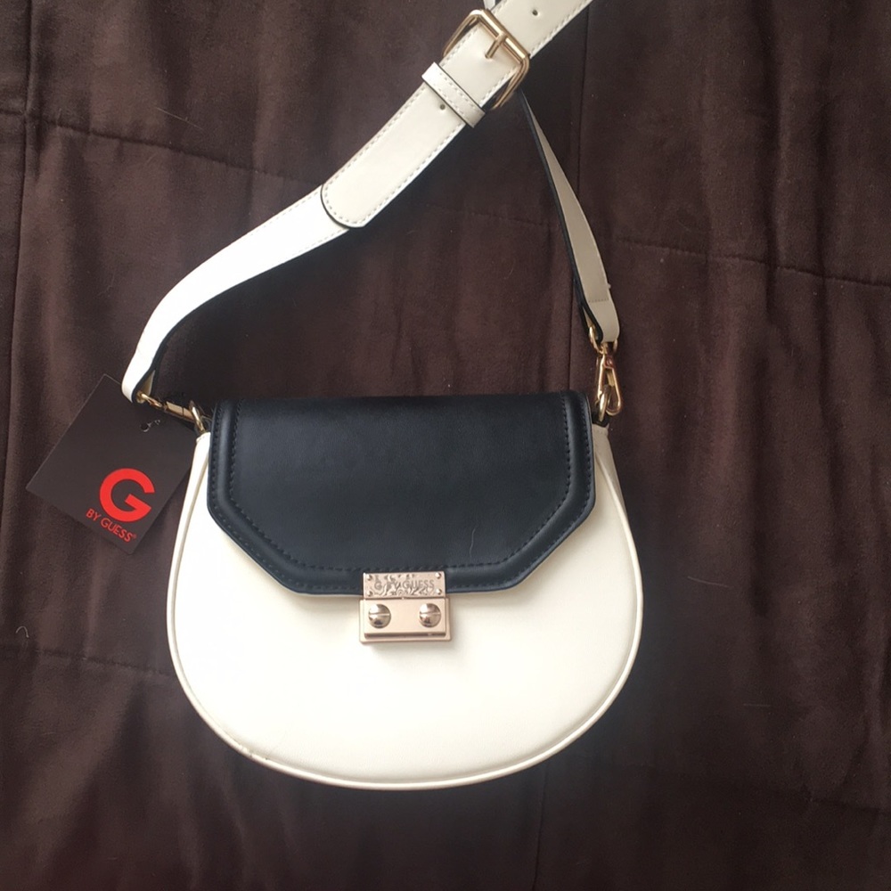 Small Purse By Guess